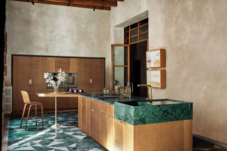 Creating a Functional & Chic Kitchen Design | Linea Studio