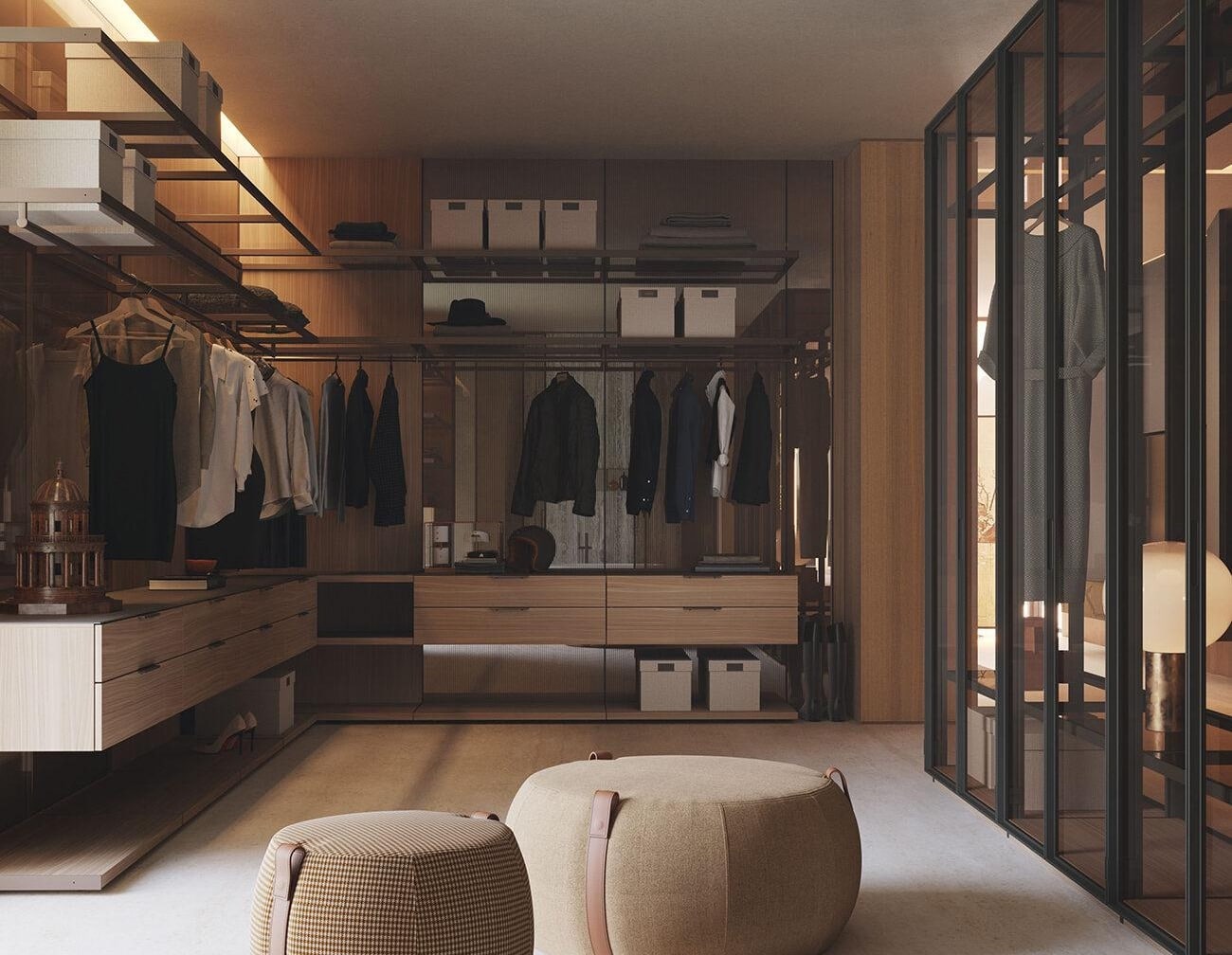 Walk-In Closet vs Reach-In Closet: Which Is Better for Your Miami, FL Home?